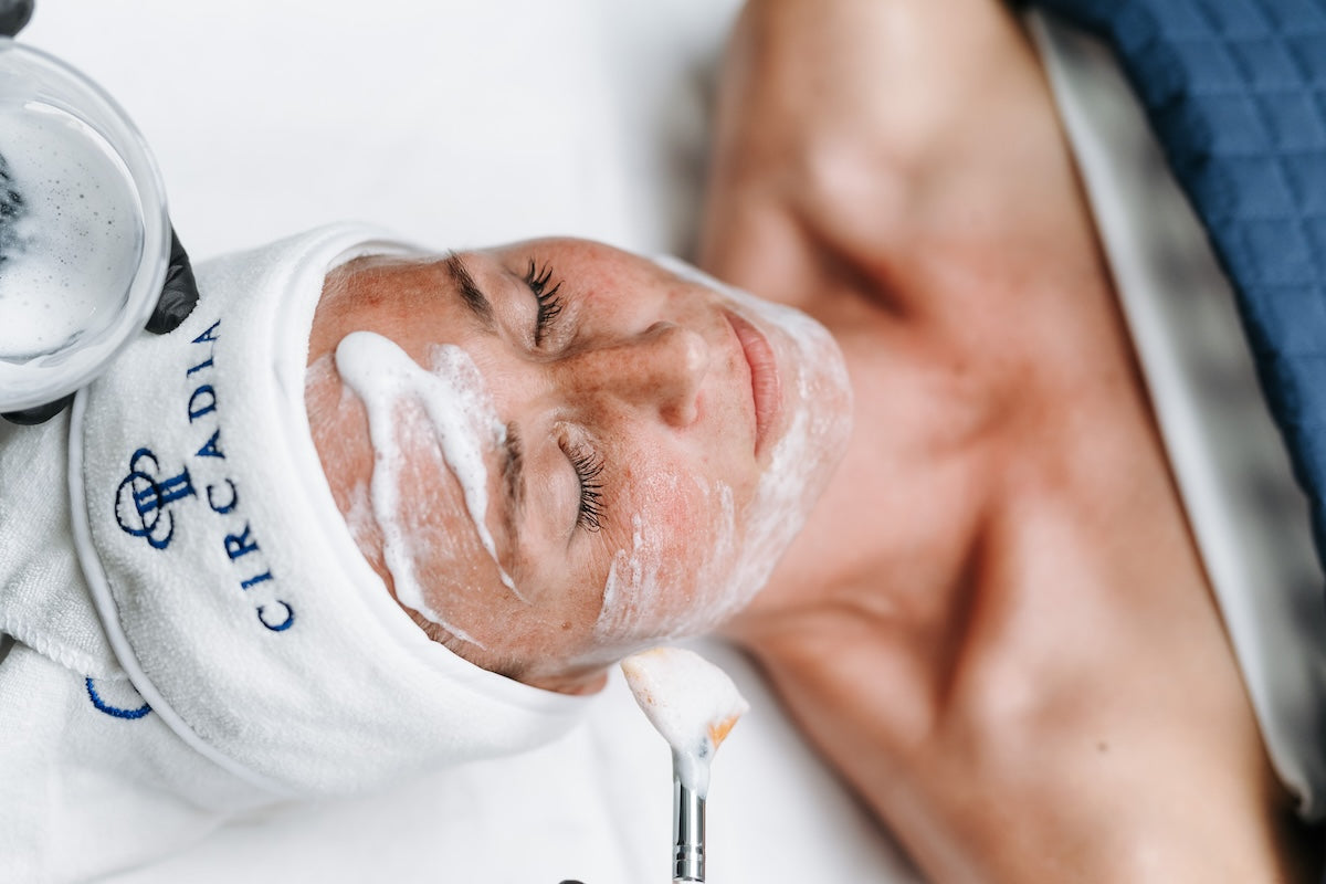 Oxygen Clarifying Facial